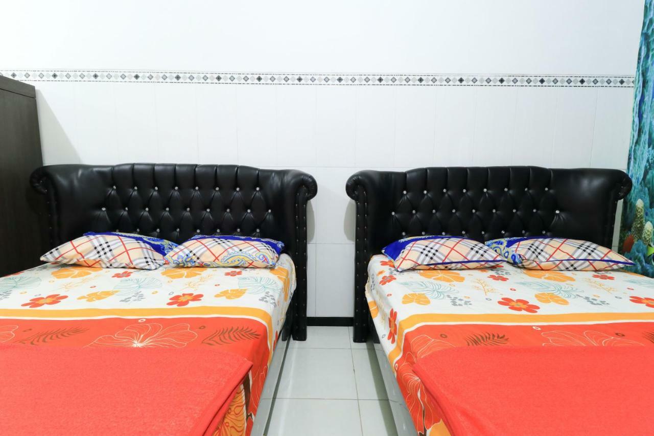 Naga Mas Hotel Mojokerto エクステリア 写真