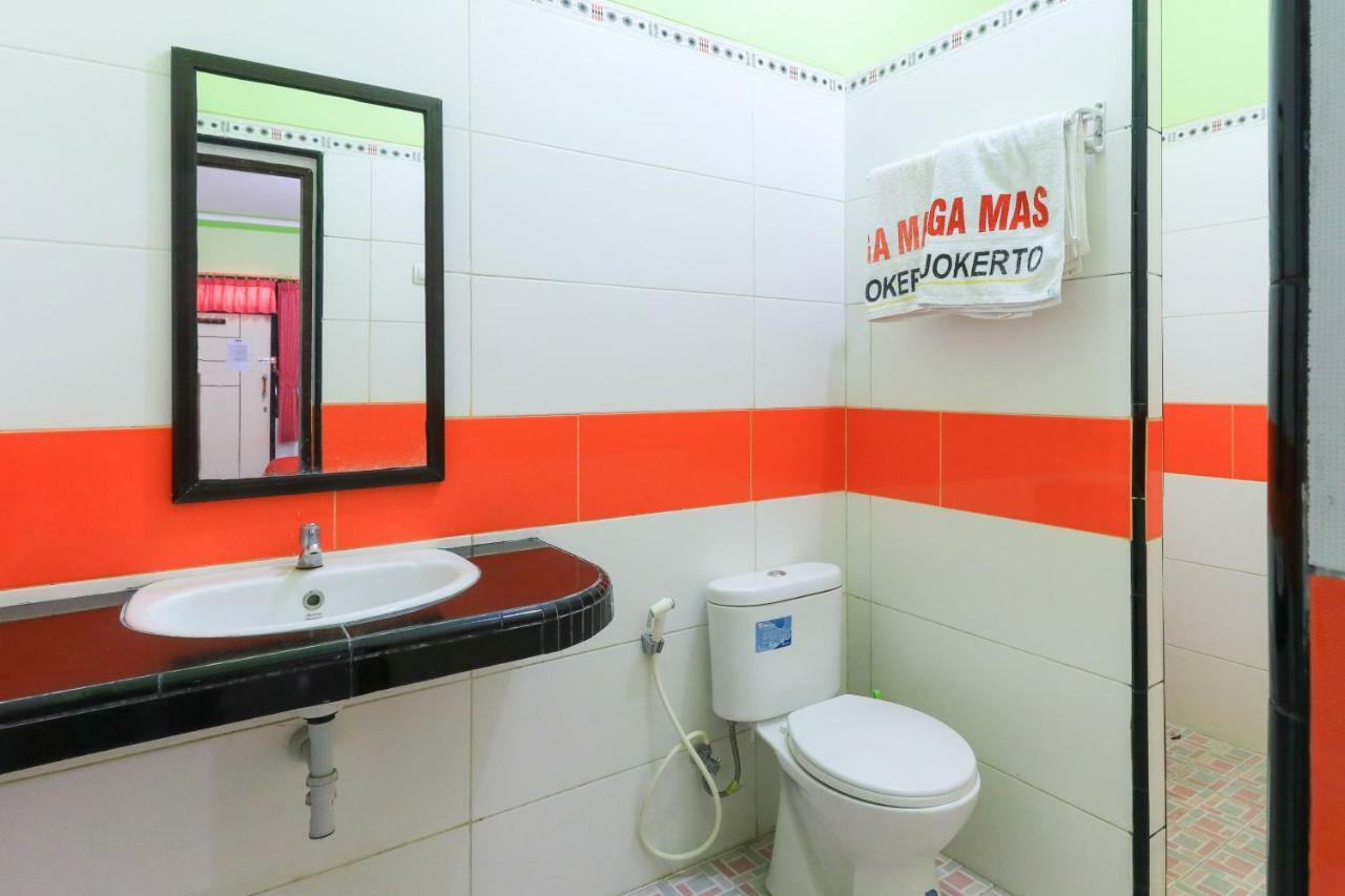 Naga Mas Hotel Mojokerto エクステリア 写真